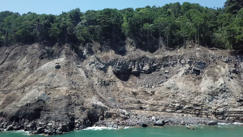 Krakatau tsunami damage cost