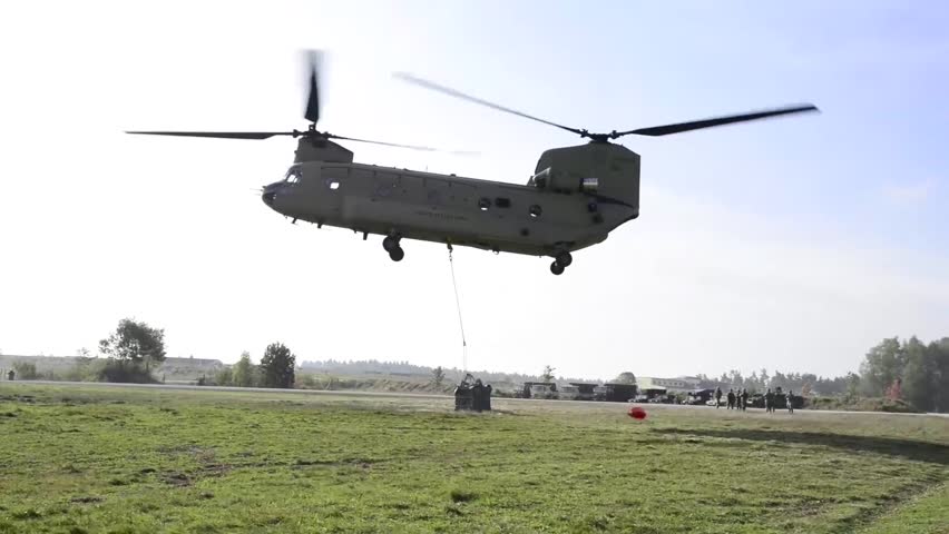 Boeing Ch47 Chinook Lift Heavy Load | Editorial Video | 13229444a ...